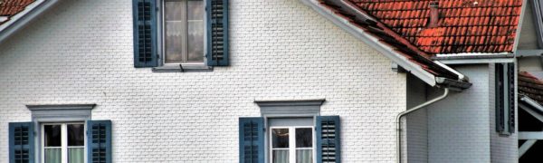 Decoro Architettonico - Non C'è Lesone Se La Facciata Risulti Già Compromessa.
